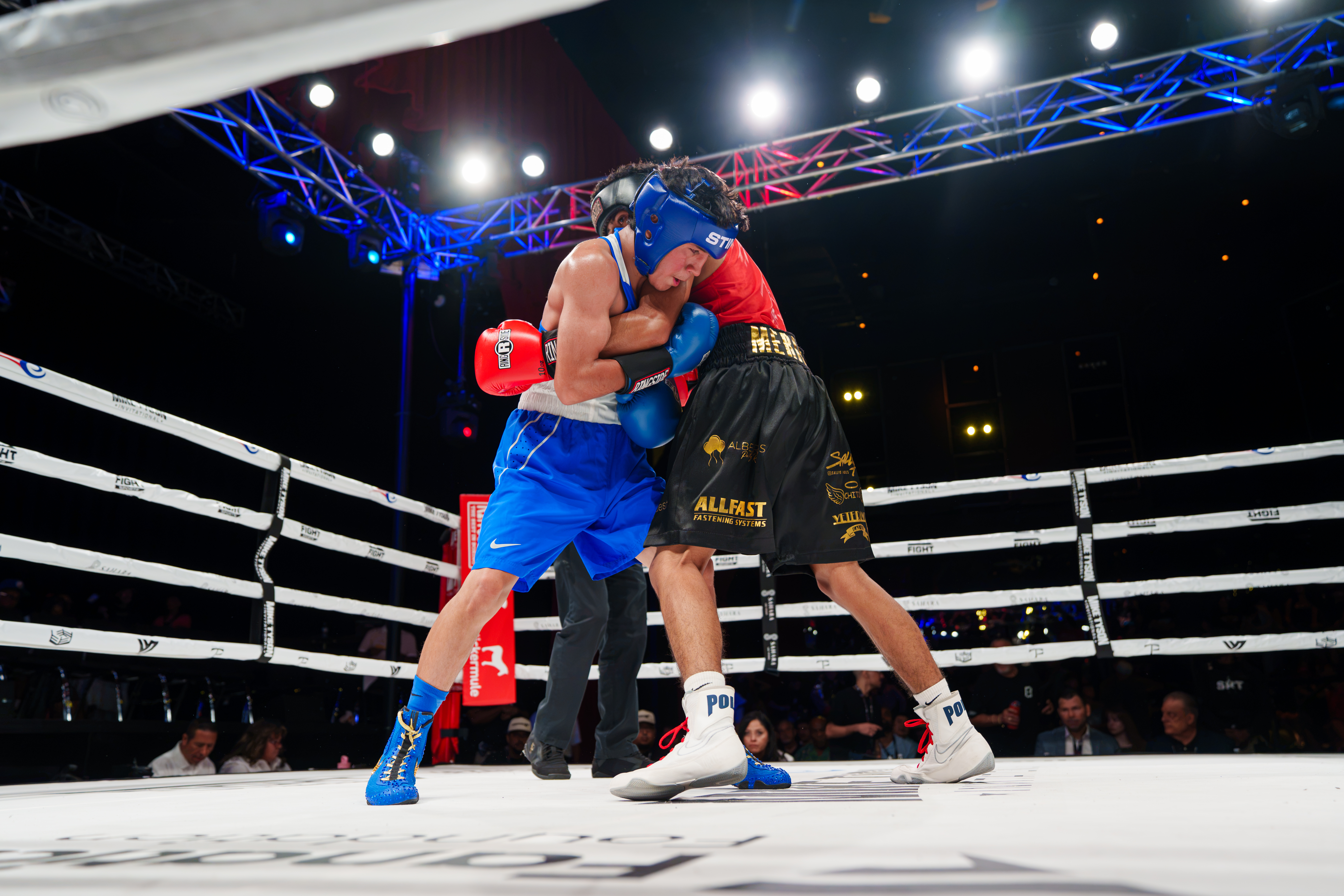 mike-tyson-invitational-2-mti2-boxer-Cain-Elizondo-Jr-Fabian-Mendez-photo-by-eric-nguyen-fifty-frame-creatives