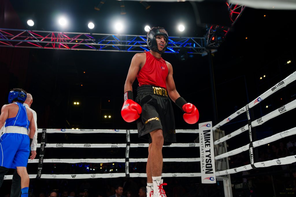 mike-tyson-invitational-2-mti2-boxer-red-gloves-photo-by-eric-nguyen-fifty-frame-creatives