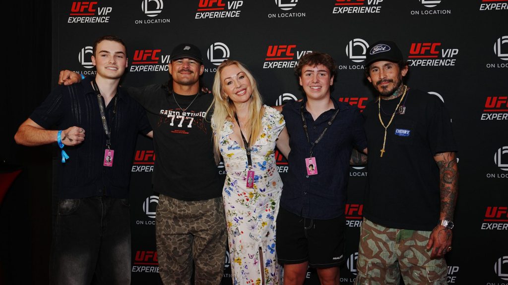 meta-apex-fight-night-120-diego-lopes-marlon-vera-fifty-frame-creatives.JPG