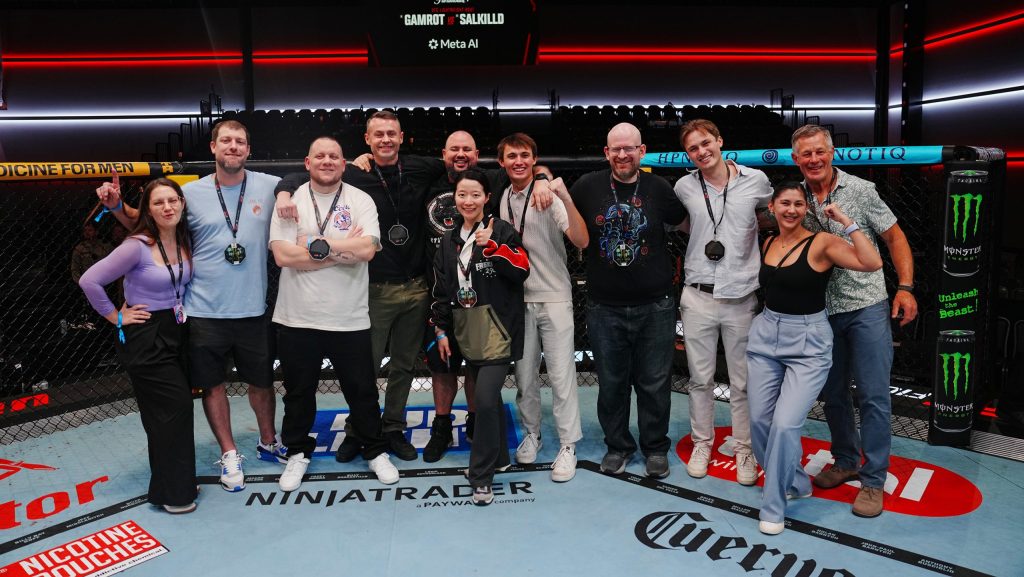 meta-apex-fight-night-120-group-photo-cage-fifty-frame-creatives.JPG
